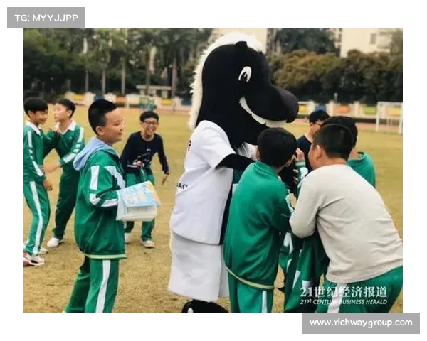 足球俱乐部球员转会与出售管理方案的优化与实践分析 足球俱乐部球员转会与出售管理方案的优化与实践分析